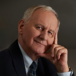 Prof. Piotr Płoszajski