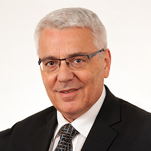 Prof. Tomasz Szapiro