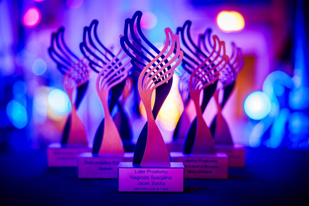 Święto odpowiedzialnego przywództwa i solidarności. Relacja z Gali Liderów Przełomu oraz Balu Charytatywnego Stowarzyszenia SIEMACHA