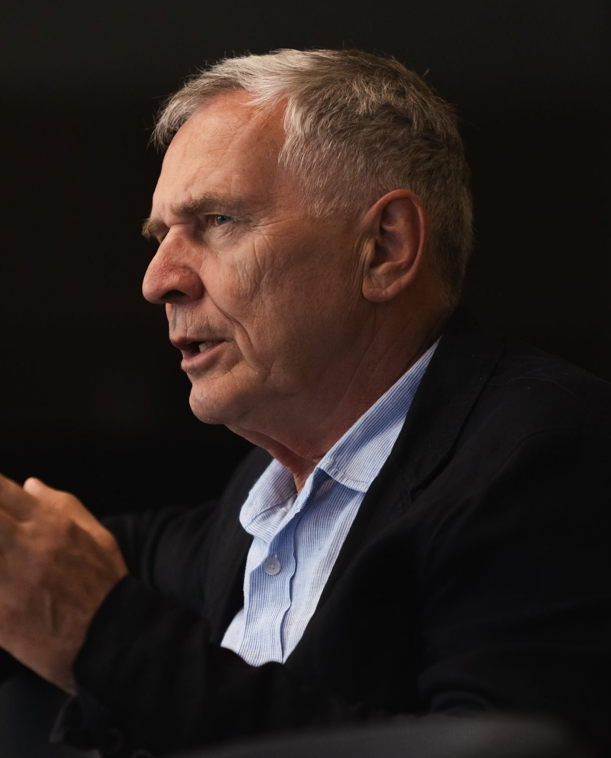 prof. dr hab. Krzysztof Obłój